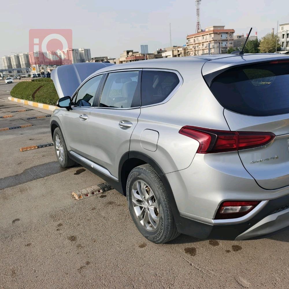 هيونداي سانتافي